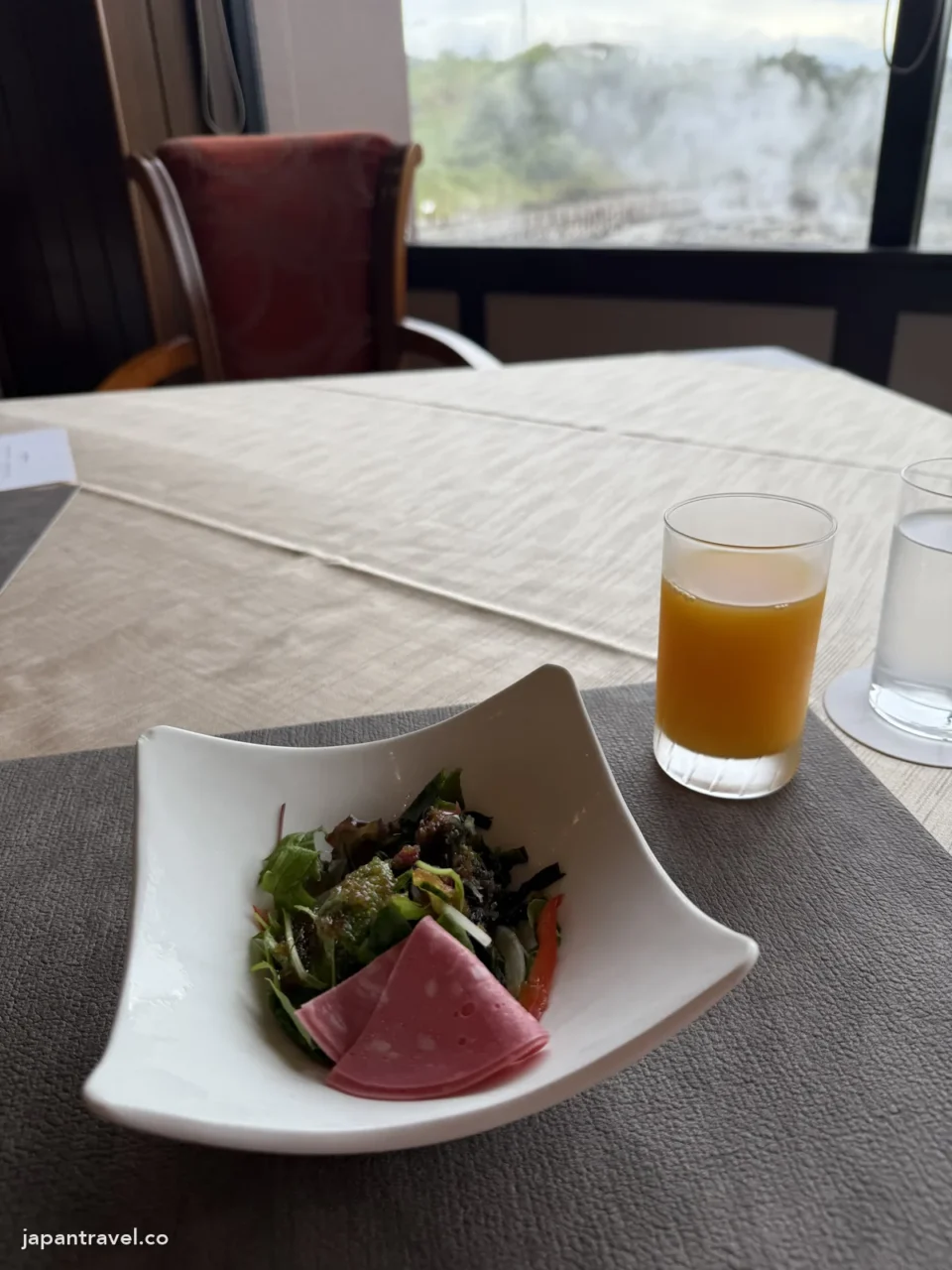 雲仙九州酒店早餐的沙律和果汁