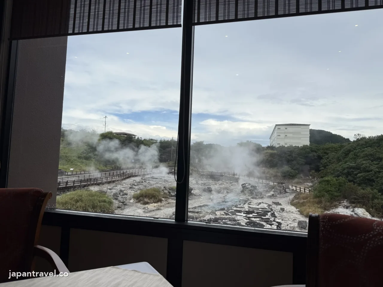 雲仙九州酒店早餐時窗外的雲仙地獄